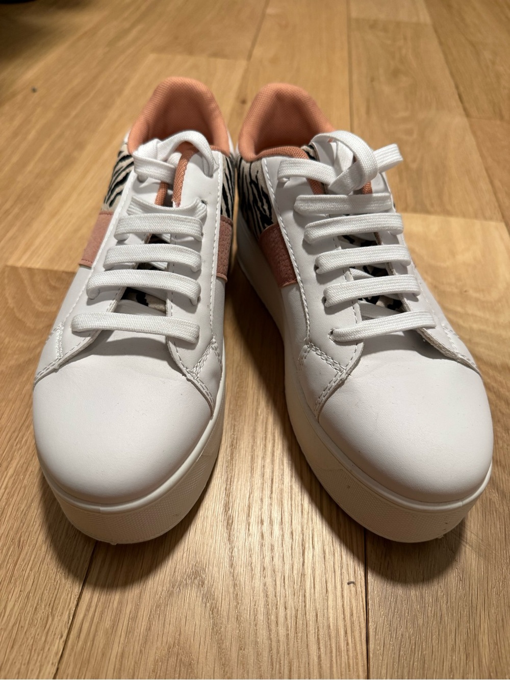 Qupid Platform Sneakers